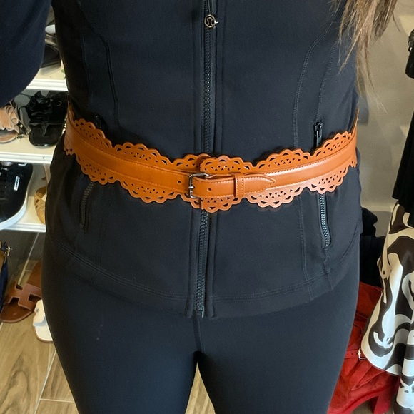Alaia Belt - Picture 5 of 5